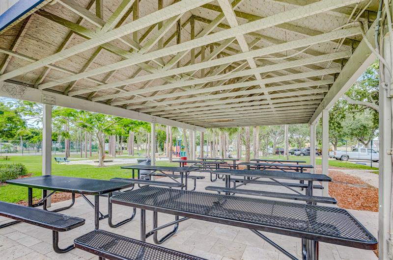 Image 51 of 52 For 5843 Thisledown Ct