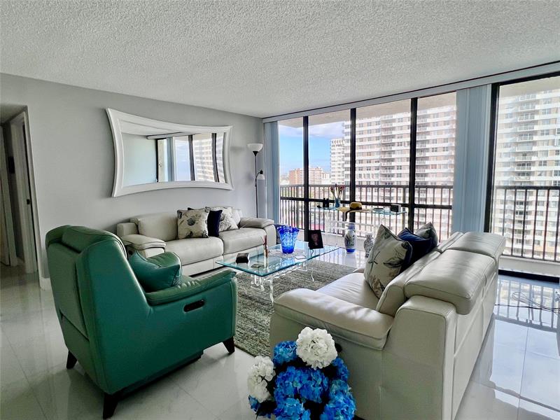 Image 20 of 24 For 2049 Ocean Dr  1108