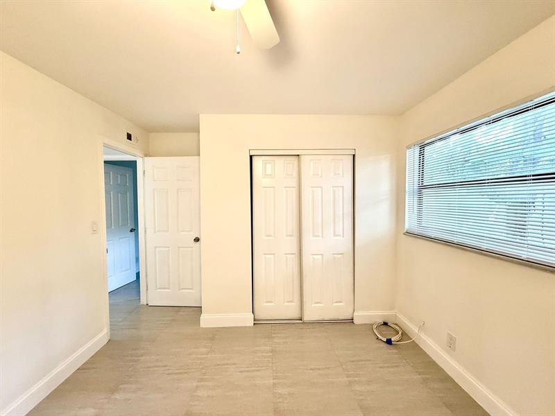 Image 10 of 11 For 607 29th Dr  24