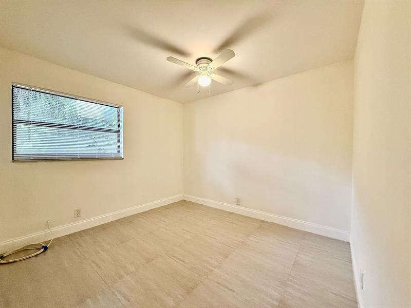 Image 11 of 11 For 607 29th Dr  24