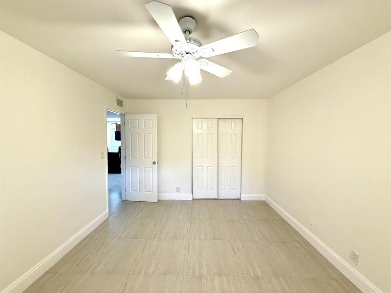 Image 8 of 11 For 607 29th Dr  24