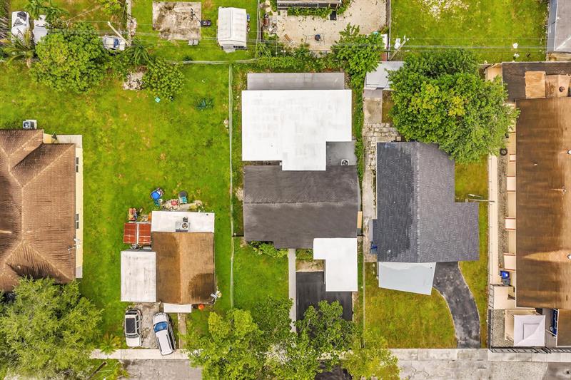 Image 22 of 34 For 5361 Flagler St