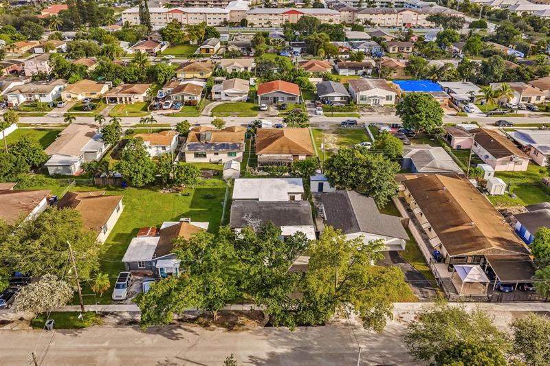Image 25 of 34 For 5361 Flagler St