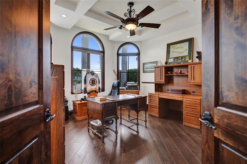 Image 13 of 51 For 4930 27th Ter