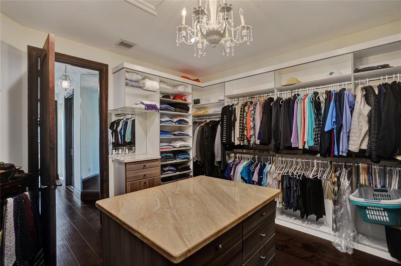 Image 23 of 51 For 4930 27th Ter