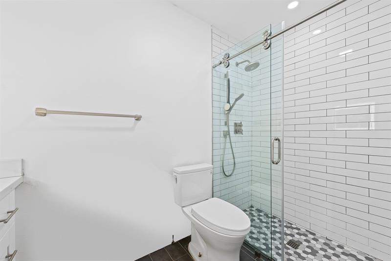 Image 12 of 28 For 1316 Arthur St