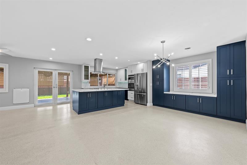 Image 6 of 28 For 1316 Arthur St