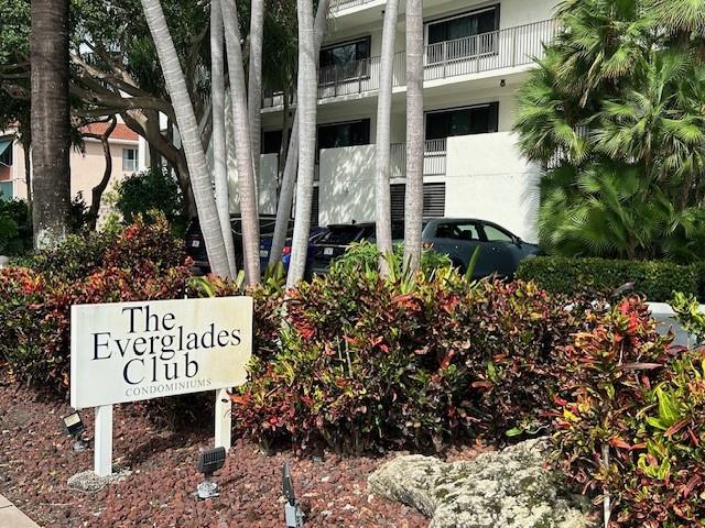Details for 2300 33rd Ave  403, Fort Lauderdale, FL 33305