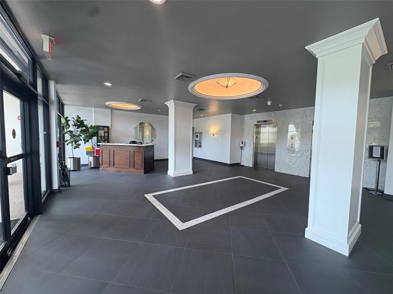 Details for 2400 Presidential Way  505, West Palm Beach, FL 33401