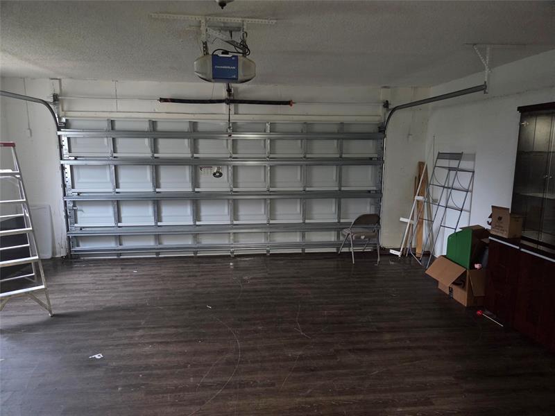 Image 6 of 23 For 7000 39th Ct