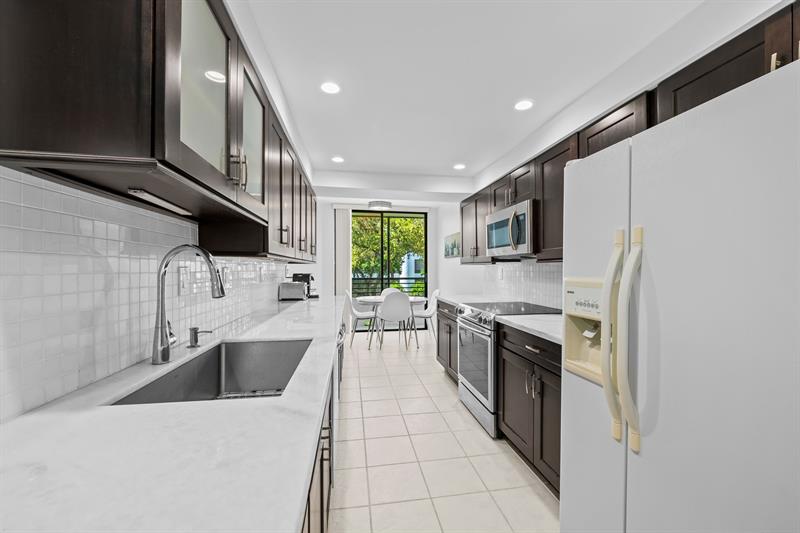 Image 14 of 26 For 1470 Sheridan St  16c