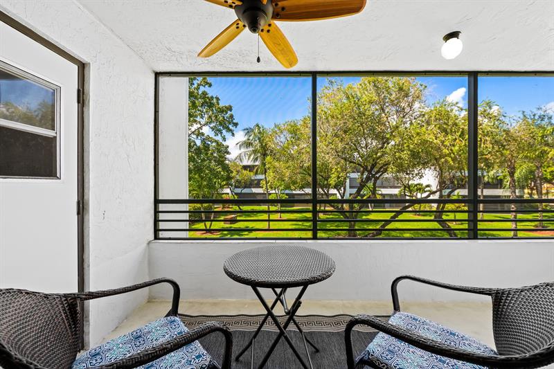 Image 17 of 26 For 1470 Sheridan St  16c