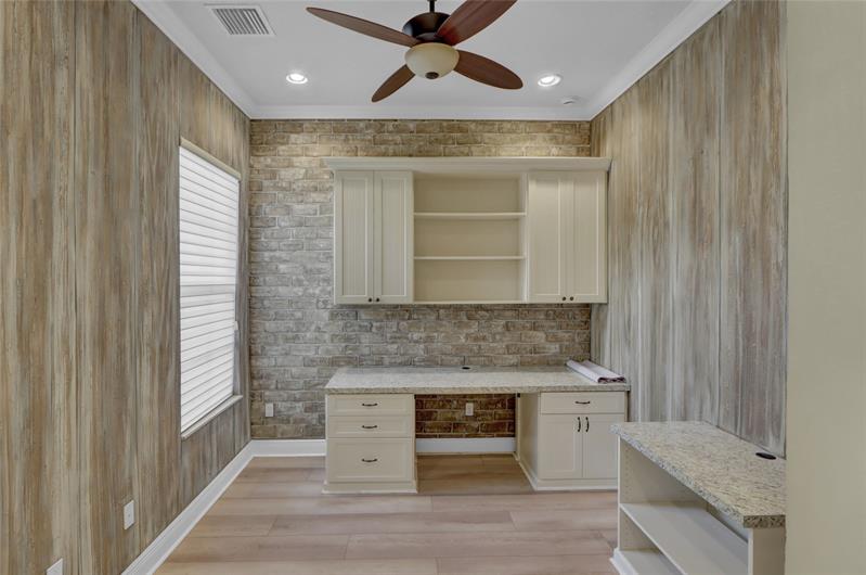 Image 13 of 41 For 14747 Barletta Way