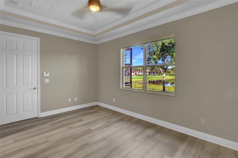 Image 19 of 41 For 14747 Barletta Way