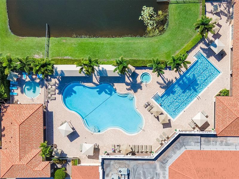 Image 32 of 41 For 14747 Barletta Way