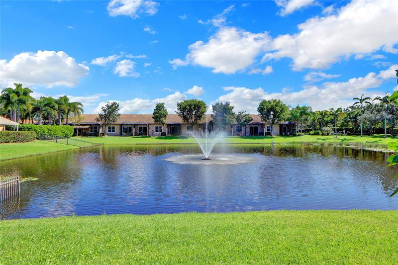 Image 34 of 41 For 14747 Barletta Way