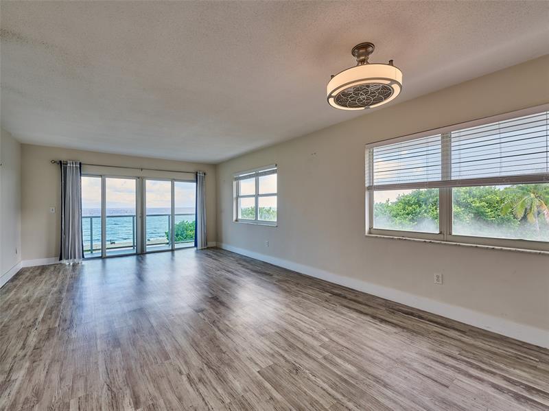 Image 16 of 71 For 1610 Ocean Blvd  304