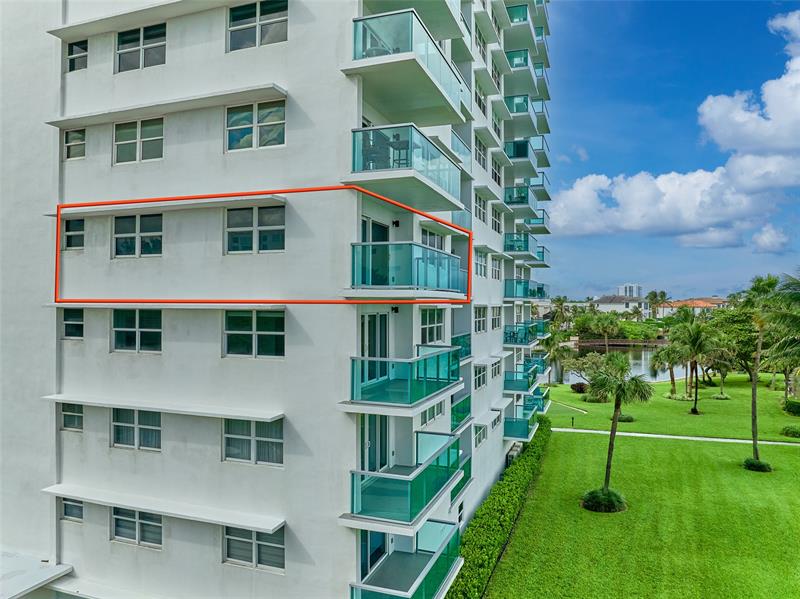 Image 56 of 71 For 1610 Ocean Blvd  304