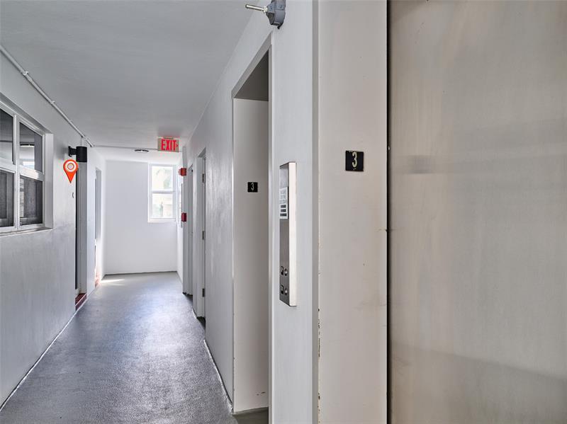 Image 6 of 71 For 1610 Ocean Blvd  304