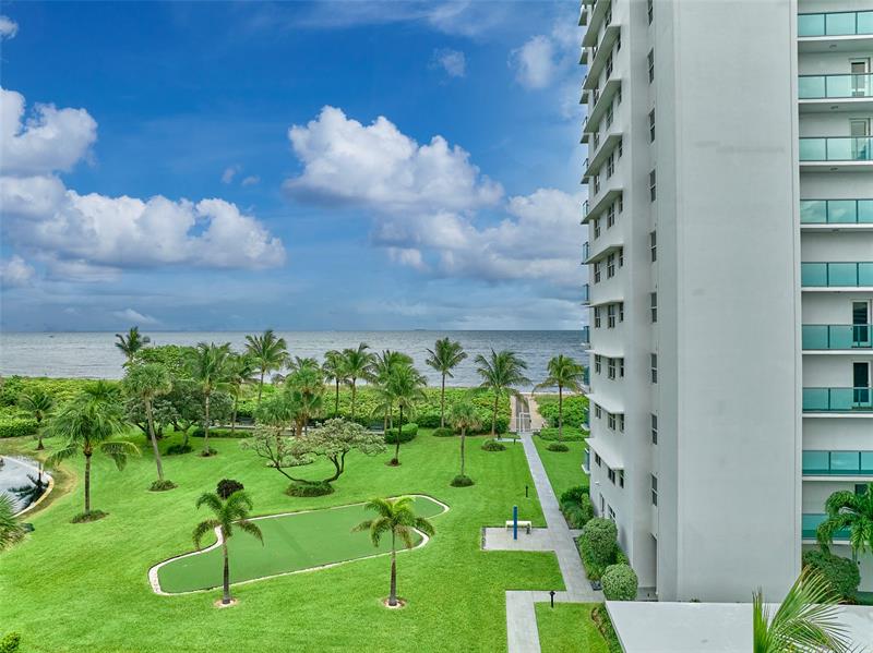 Image 66 of 71 For 1610 Ocean Blvd  304