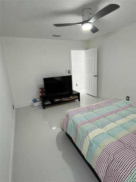Image 31 of 51 For 8952 25th Ct