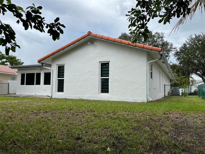 Image 50 of 51 For 8952 25th Ct