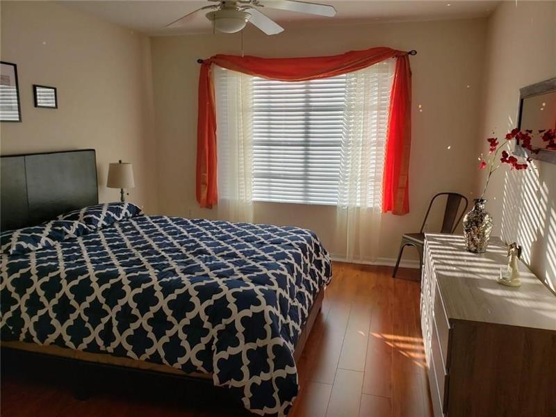 Image 18 of 20 For 4101 San Marino Blvd  108