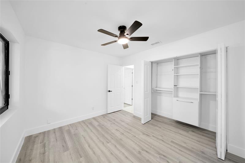 Image 15 of 41 For 7301 13th Ct