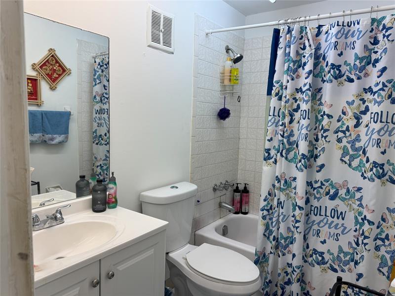 Image 11 of 17 For 802 73rd Ave  14
