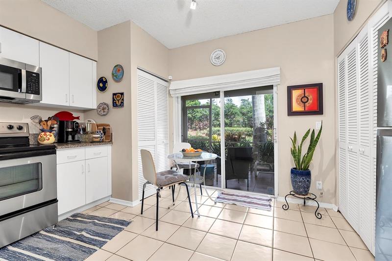 Image 14 of 32 For 4 Key West Ct  4