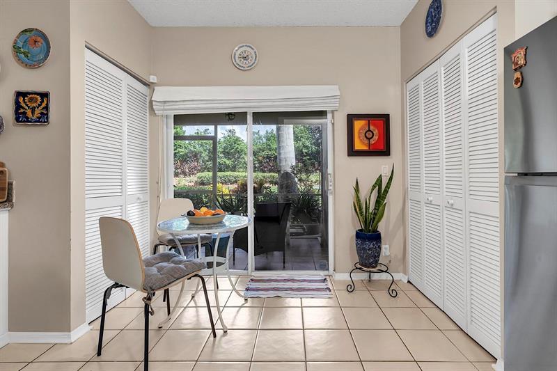 Image 15 of 32 For 4 Key West Ct  4