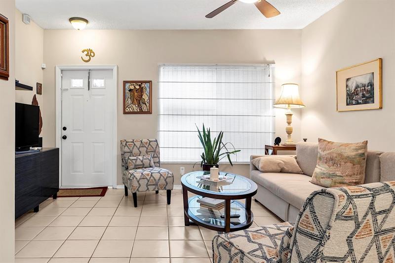 Image 8 of 32 For 4 Key West Ct  4