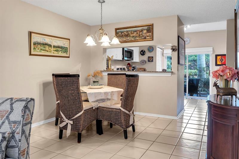 Image 9 of 32 For 4 Key West Ct  4