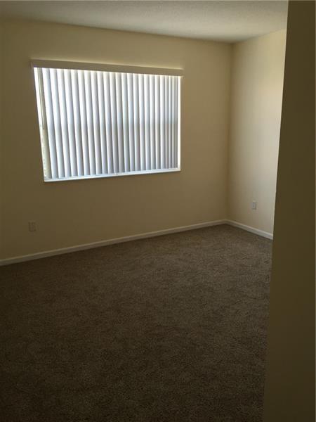 Image 8 of 14 For 5800 Sample Rd  307