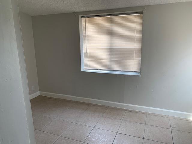 Image 15 of 19 For 1301 3rd Av  