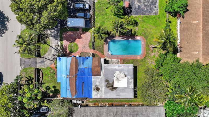 Image 21 of 59 For 871 10th St  