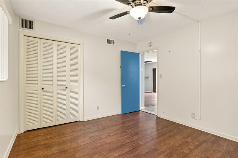 Image 58 of 59 For 871 10th St  