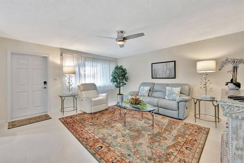 Image 11 of 50 For 2109 68th St  203