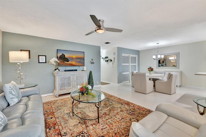 Image 12 of 50 For 2109 68th St  203