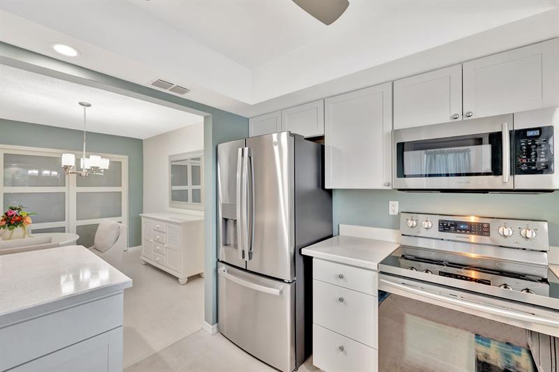 Image 20 of 50 For 2109 68th St  203