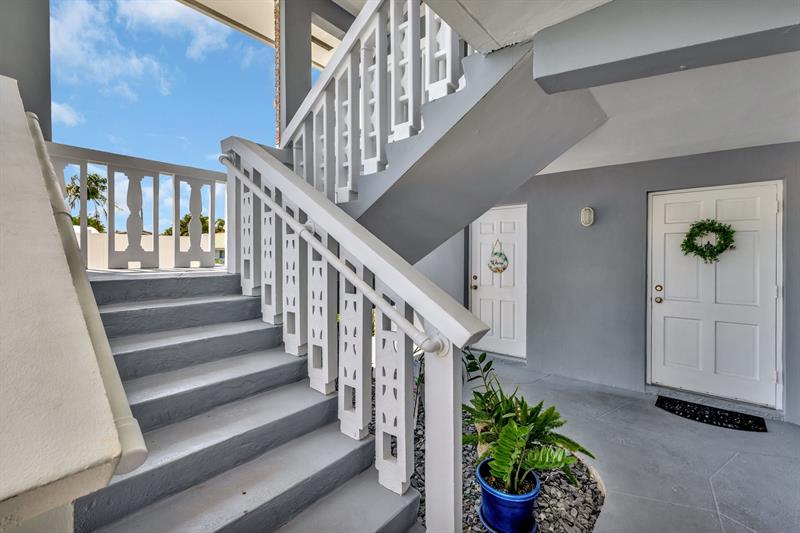 Image 3 of 50 For 2109 68th St  203