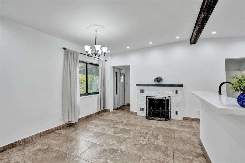 Image 10 of 47 For 1613 12th Ct
