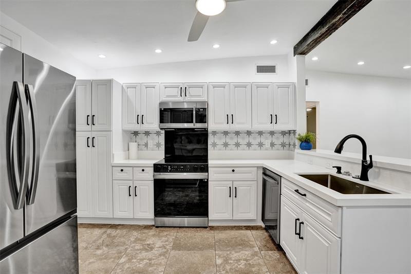 Image 12 of 47 For 1613 12th Ct