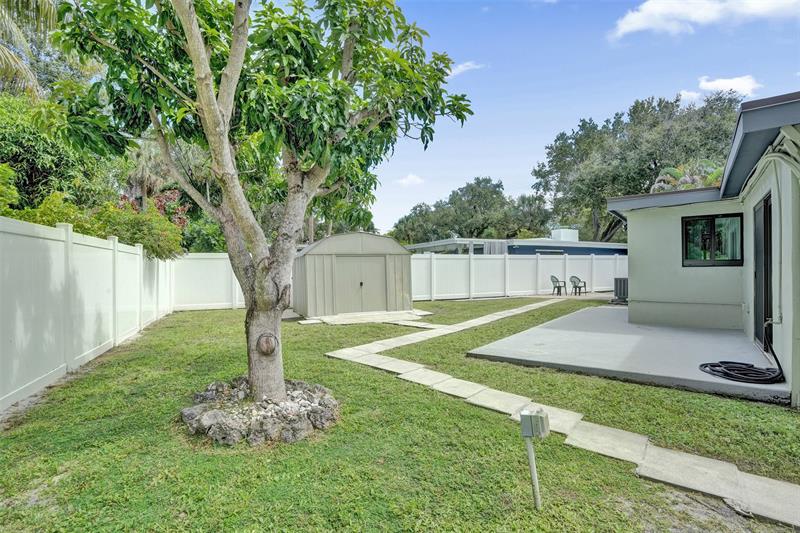 Image 30 of 47 For 1613 12th Ct
