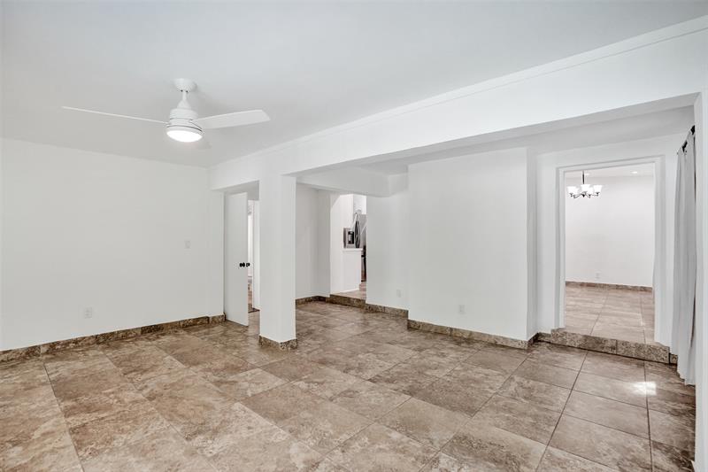 Image 6 of 47 For 1613 12th Ct