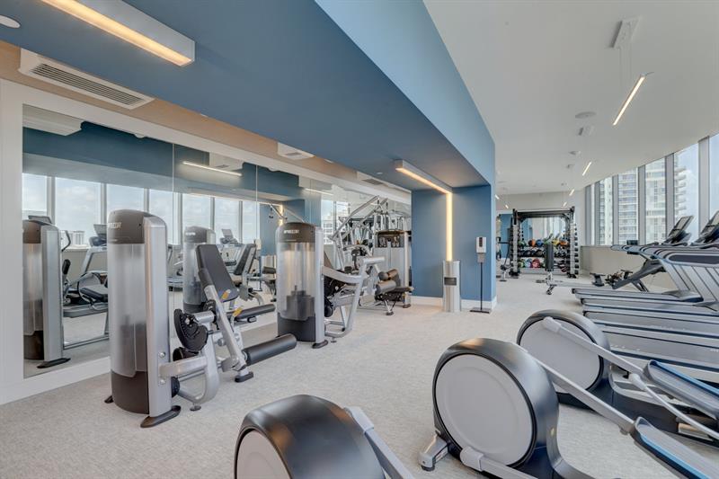 Image 38 of 40 For 100 Las Olas Blvd  4301