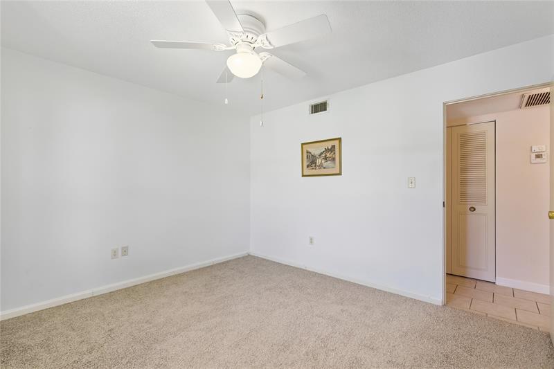 Image 22 of 42 For 133 Peckham St Se