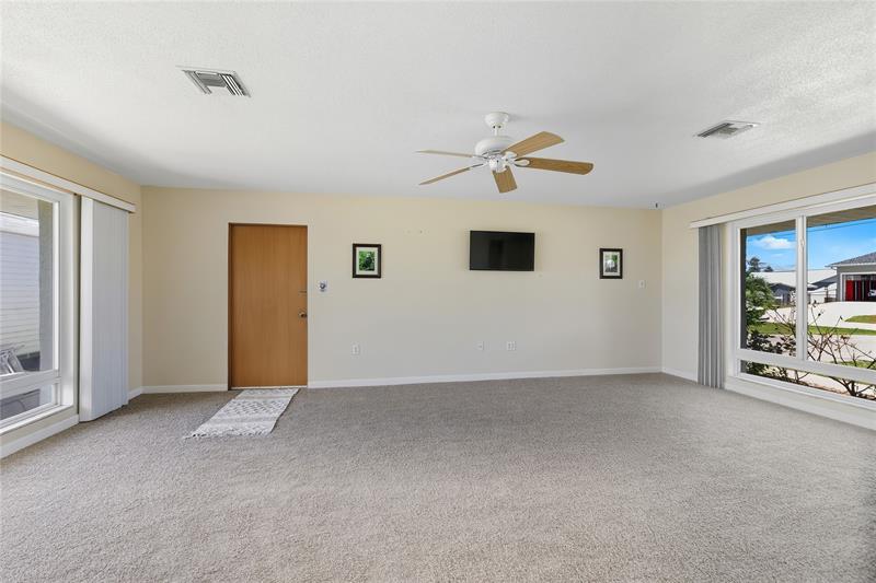 Image 24 of 42 For 133 Peckham St Se