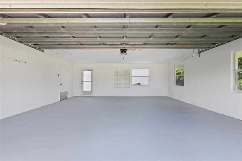 Image 31 of 42 For 133 Peckham St Se