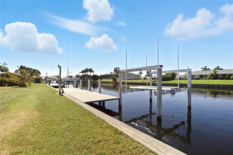 Image 34 of 42 For 133 Peckham St Se